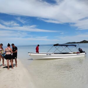 Explore Mamanucas Boat Tour
